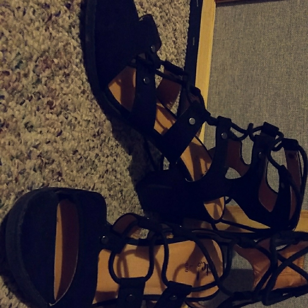 Black Lace-up Heels, Brand New, Size 8/9, 4" Heel